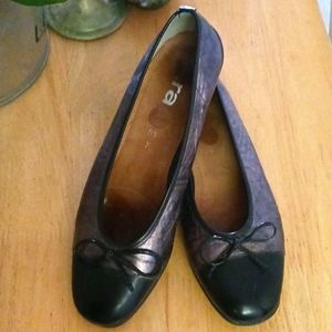 Pewter ARA Chanel style flats